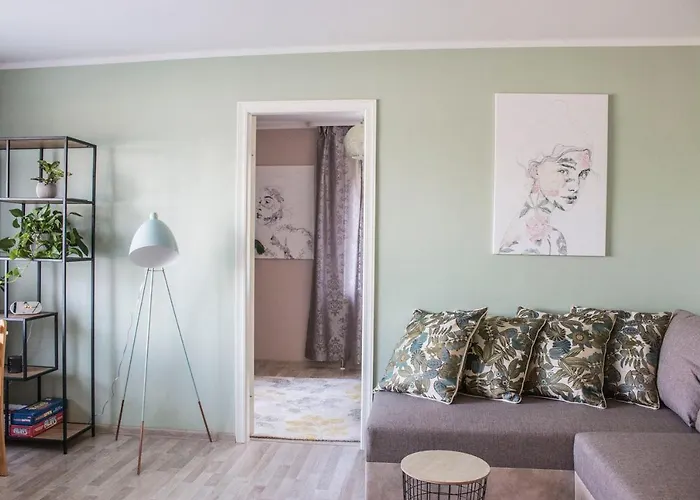 Aura, Center, * Ταρτού