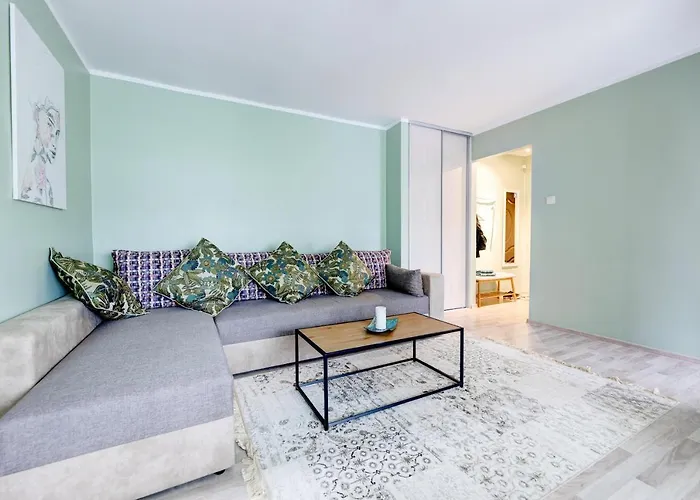 Aura, Center, * Ταρτού